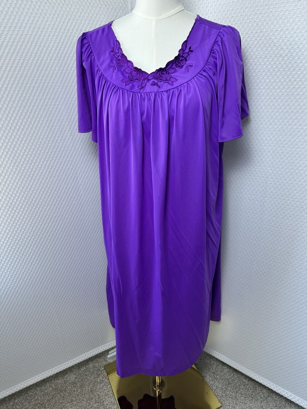 Shadowline Nylon Night Gown Purple Orchid 40”Length Size Large